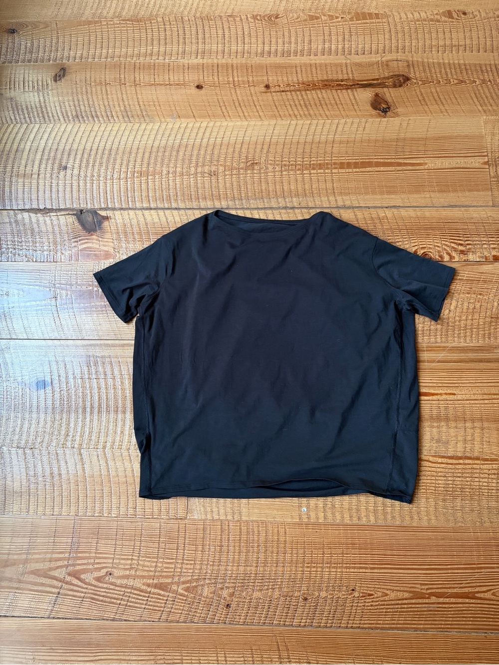 Lululemon Back in Action short sleeve